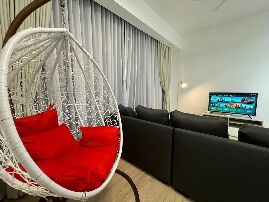 Apartment Mount Austin Cube 8 Teen - Double Queen Bed Johor Bahru